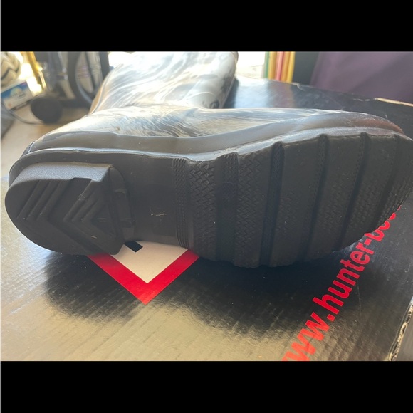Hunter Men's Black and White Rain Boots - Picture 2 of 7